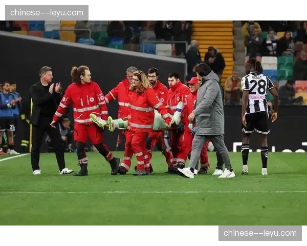 意甲讨论下赛季引入“脑震荡临时换人”规则，或影响比赛暂停频率